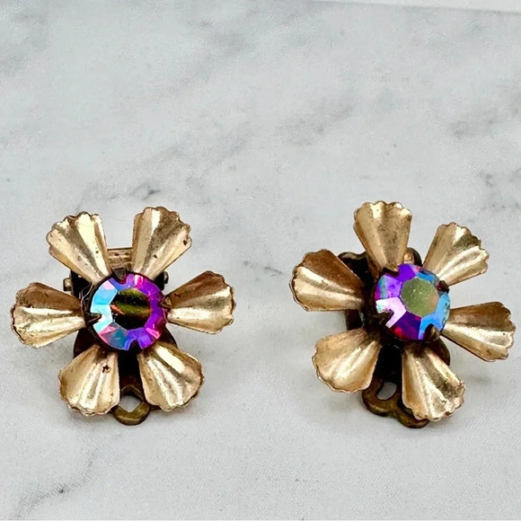 Vintage Aurora Borealis Flower Earrings Clip-On Gold-tone Estate Costume… - Picture 1 of 9